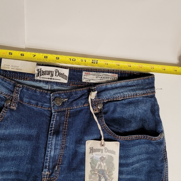 Blue Straight Jeans Modern Fit. Man - Picture 16 of 16